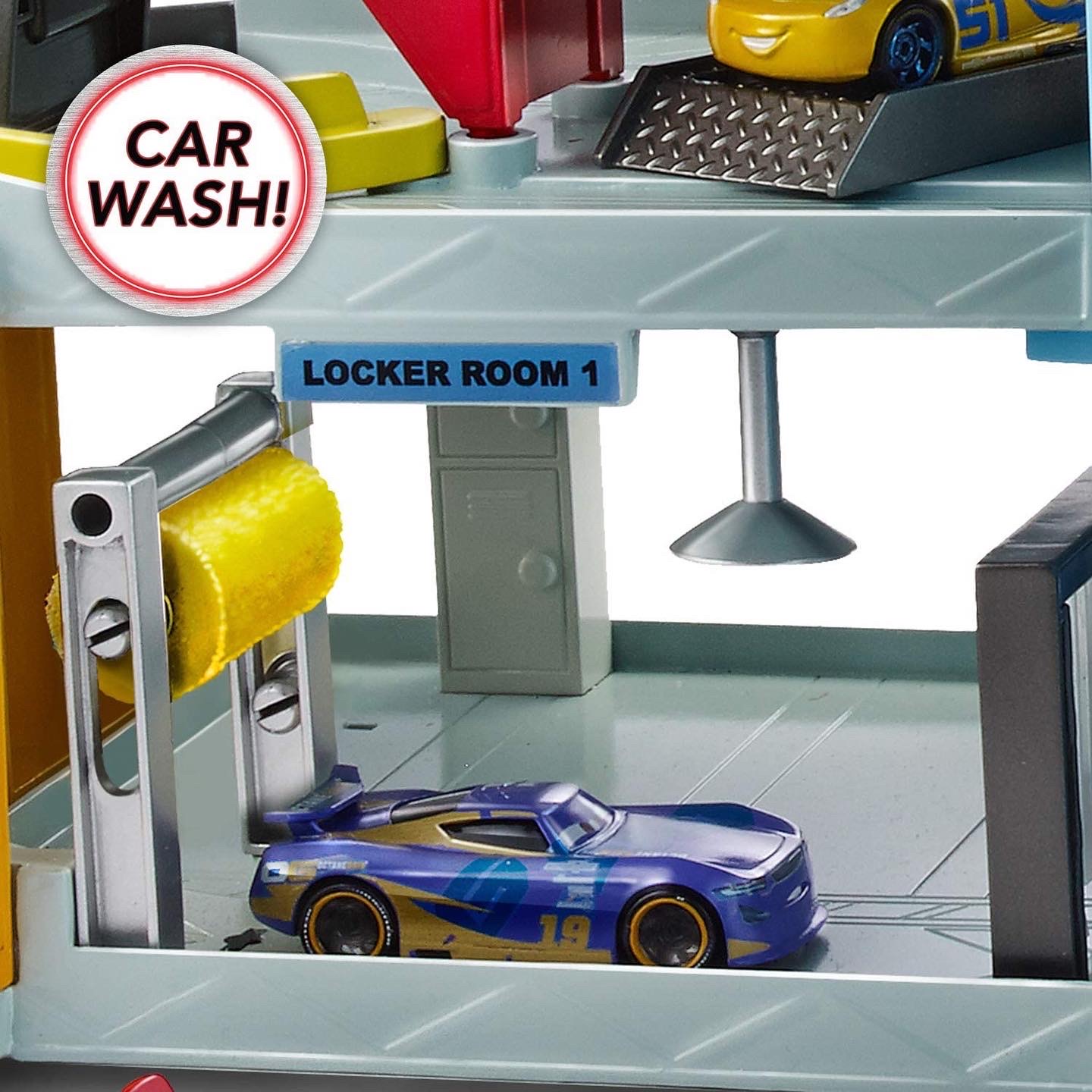 Disney Pixar Cars 3 Florida Speedway Mega Garage