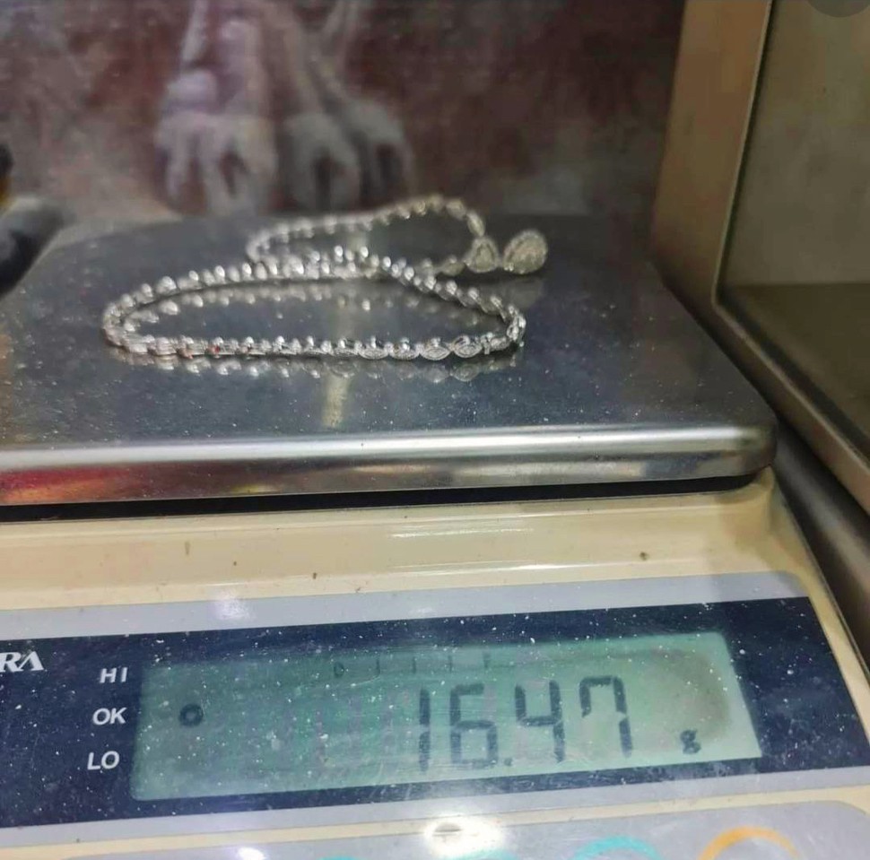 พร้อมส่งและสั่งผลิตสร้อยคอทองเพชรแท้ สังวาลย์รูปหัวใจและหยดน้ำ ใส่เที่ยว ออกงาน ทองคำ 9K เพชรเหลี่ยมเกสรแท้ 1.14 กะรัต 146 เม็ด ราคาถูกมาก ส่งฟรี