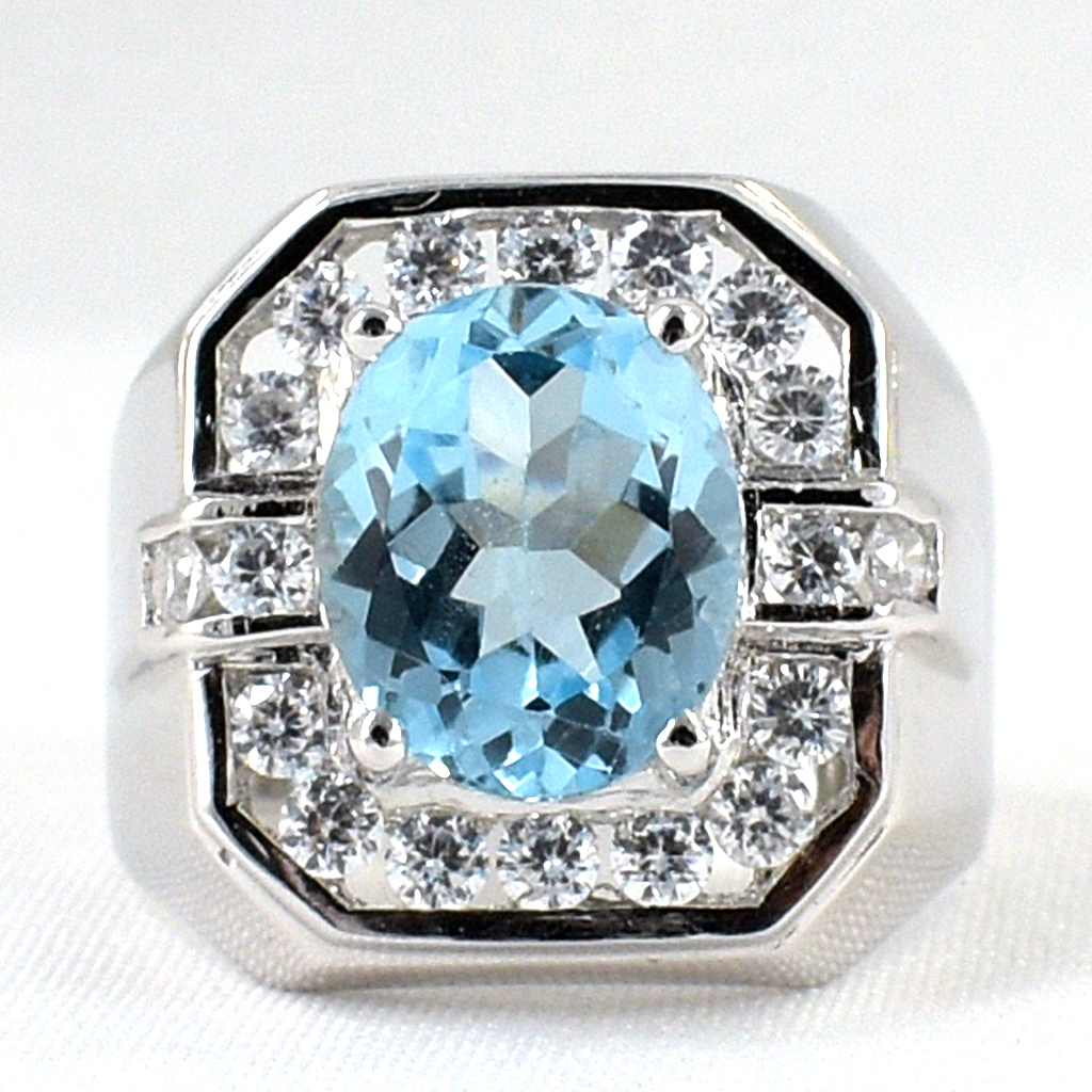 แหวนเงินแท้ราคาถูกชุบทองคำขาว สวิสบลูโทปาซแท้ 4.50 กะรัต เพชรCZ 0.72 กะรัต งานประณีตสวยงาม สั่งผลิตค่ะ