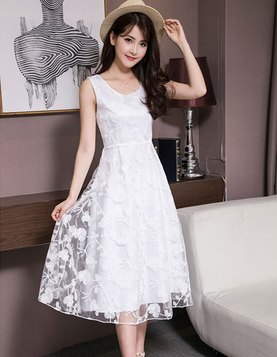 ชุดเดรสแฟชั่นแขนกุดแต่งลูกไม้สวยหวานรหัส1900