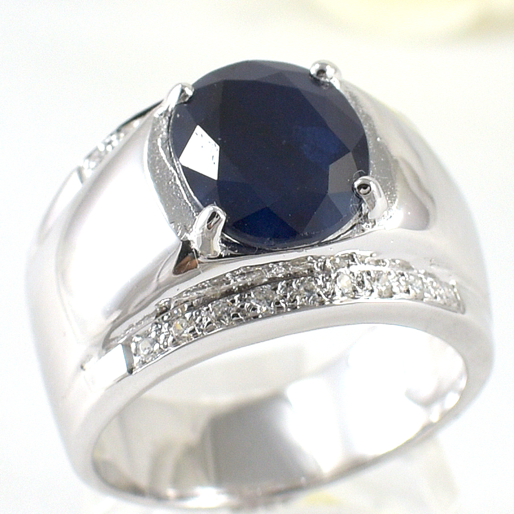 แหวนเงินแท้ราคาถูกชุบทองคำขาว พลอยแท้ไพลิน 4.0 กะรัต เพชรCZ 0.18 กะรัต งานประณีตสวยงาม สั่งผลิตค่ะ