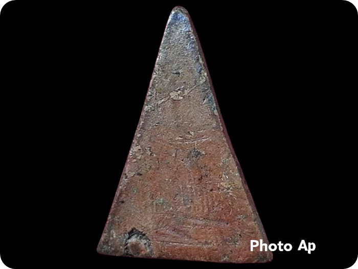 พระนางพญา หลวงพ่อทาบ วัดกระบกขึ้นผึ้ง จ.ระยอง