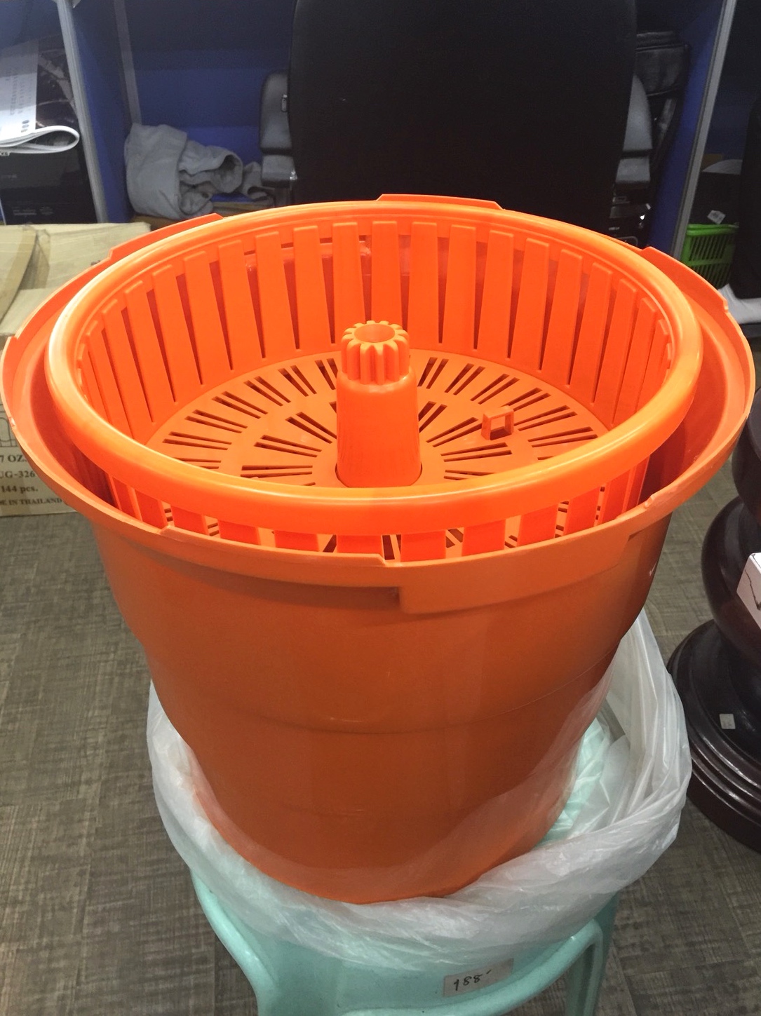 ถังปั่นน้ำผัก,ถังปั่นน้ำผักออกจากใบ,Salad_spinners,008-JPHSS-20OG