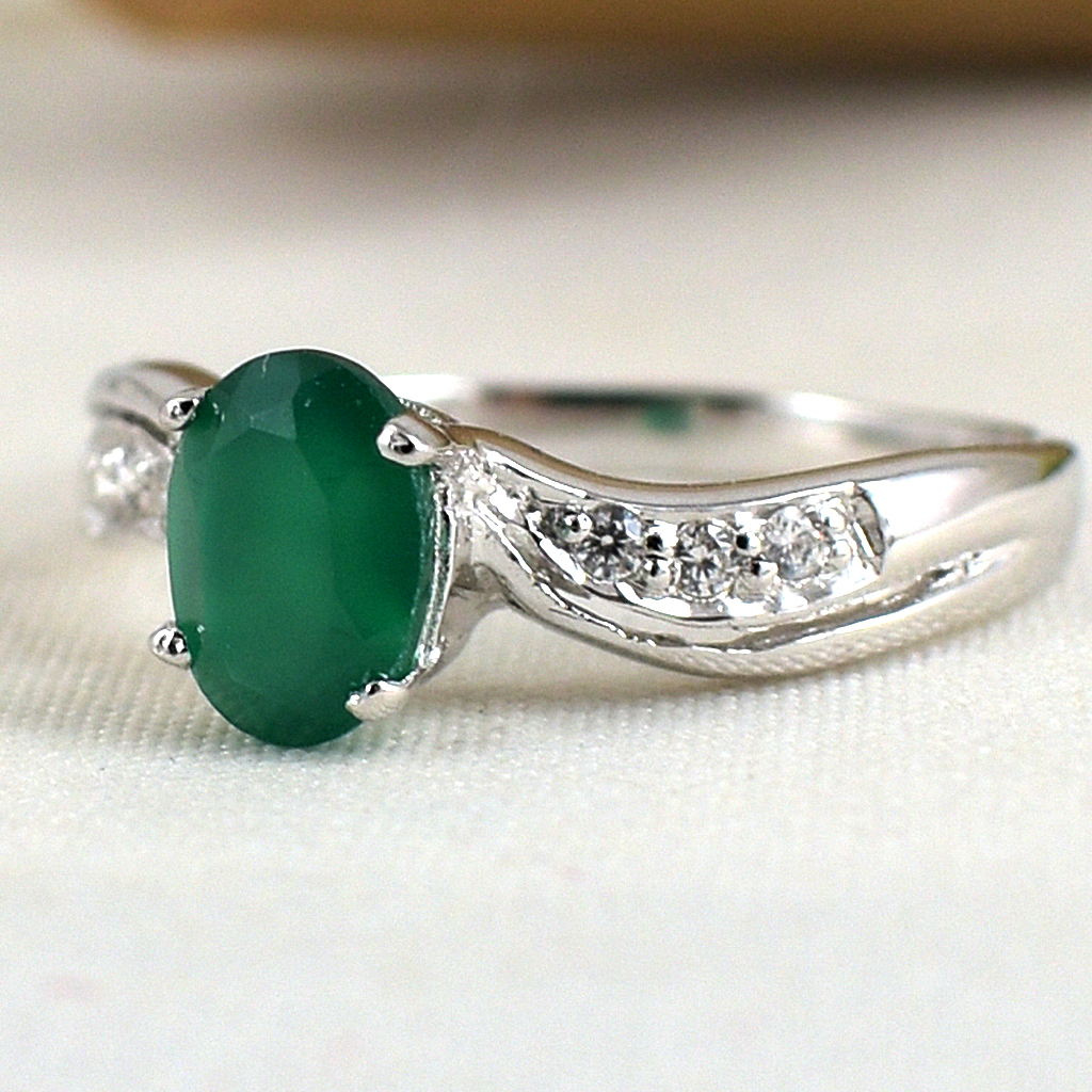 แหวนเงินแท้ราคาถูกชุบทองคำขาว พลอยแท้กรีนอะเกท 0.95 กะรัต เพชรCZ 0.06 กะรัต งานประณีตสวยงาม สั่งผลิตค่ะ