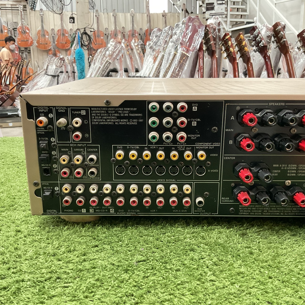 เครื่องขยายเสียง YAMAHA : DSP-AX620