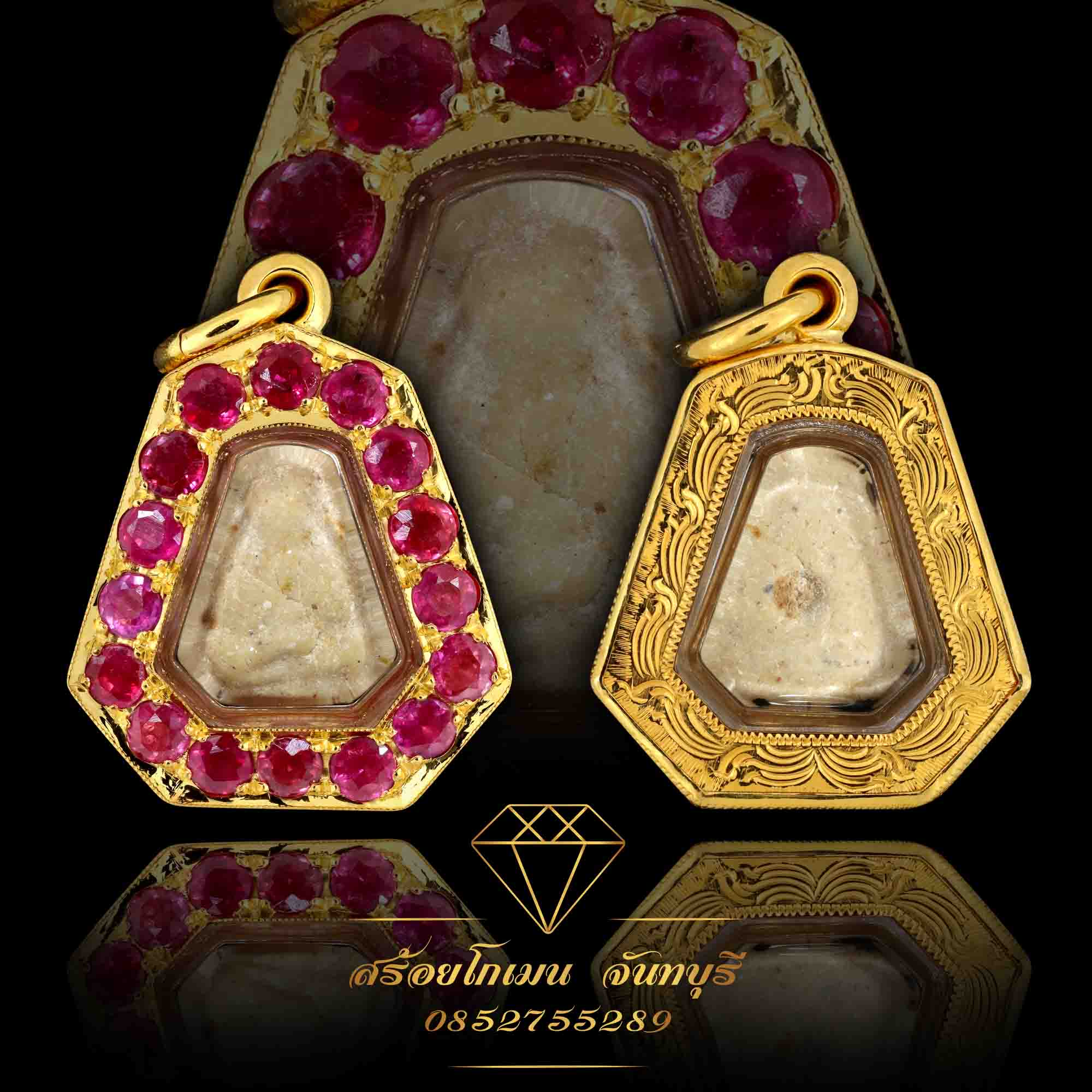 กรอบพระล้อมพลอยแดง