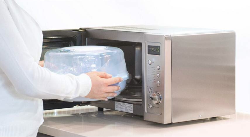 ชุดของขวัญ Philips AVENT BPA Free Classic Polypropylene Essentials Gift Set