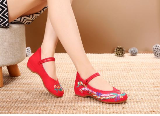 รองเท้าจีน คัชชู ลายดอกโบตั๋น นกยูงแฉก