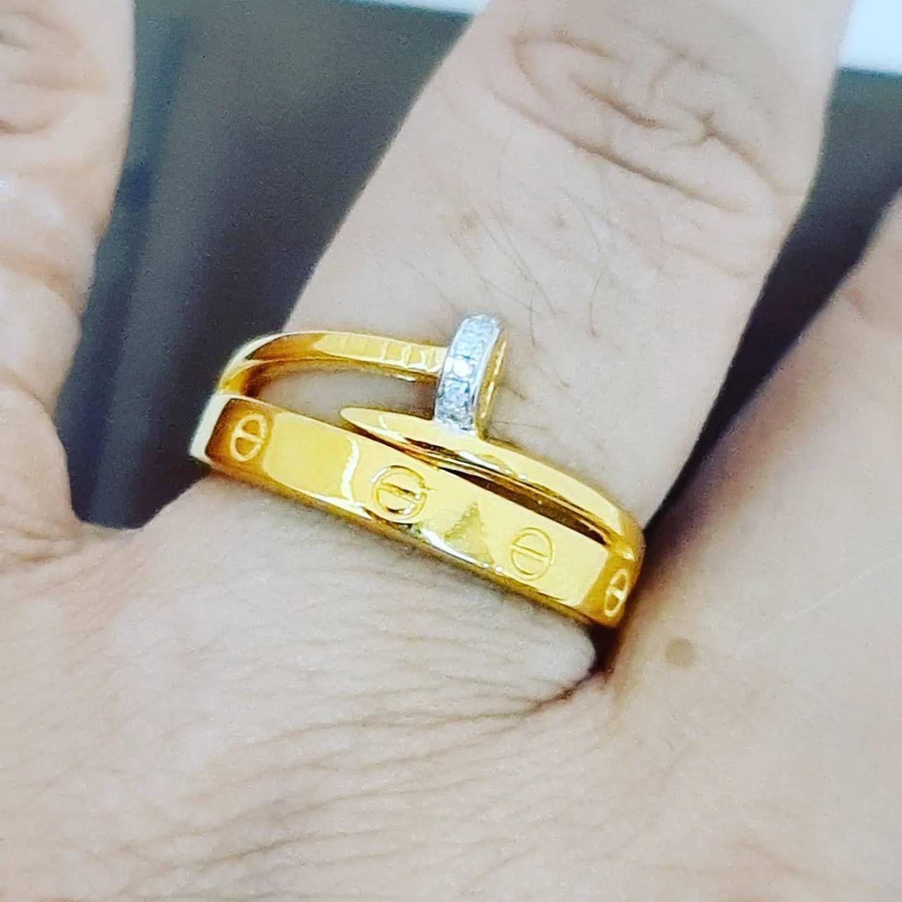 พร้อมส่งและสั่งผลิตแหวนเพชรตะปู ใส่หนึ่งเหมือนได้สอง แหวนแต่งงาน แหวนหมั้น ใส่เที่ยว ออกงาน แหวนทองคำ 9K เพชรกุหลาบแท้ 0.03 กะรัต 6 เม็ด ราคาถูกมาก ส่งฟรี