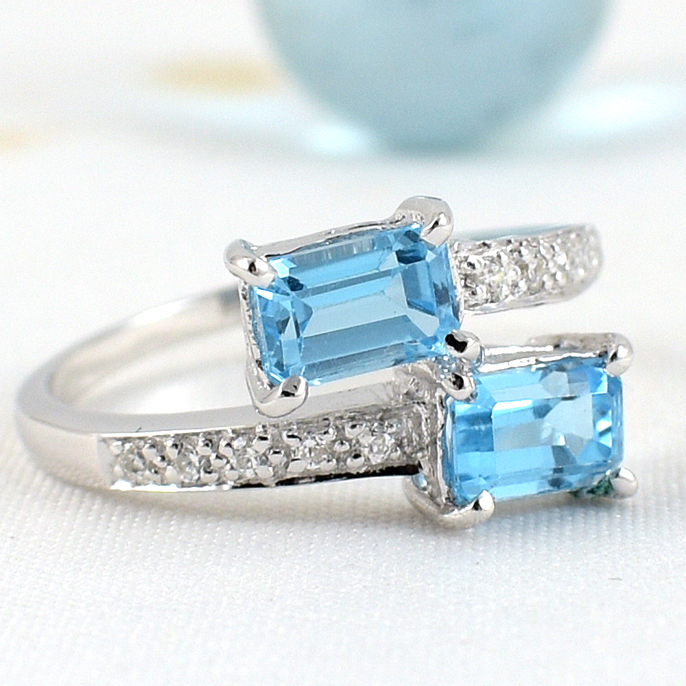 แหวนเงินแท้ราคาถูกชุบทองคำขาว สวิสบลูโทปาซแท้ 0.75 กะรัต เพชรCZ 0.10 กะรัต งานประณีตสวยงาม สั่งผลิตค่ะ