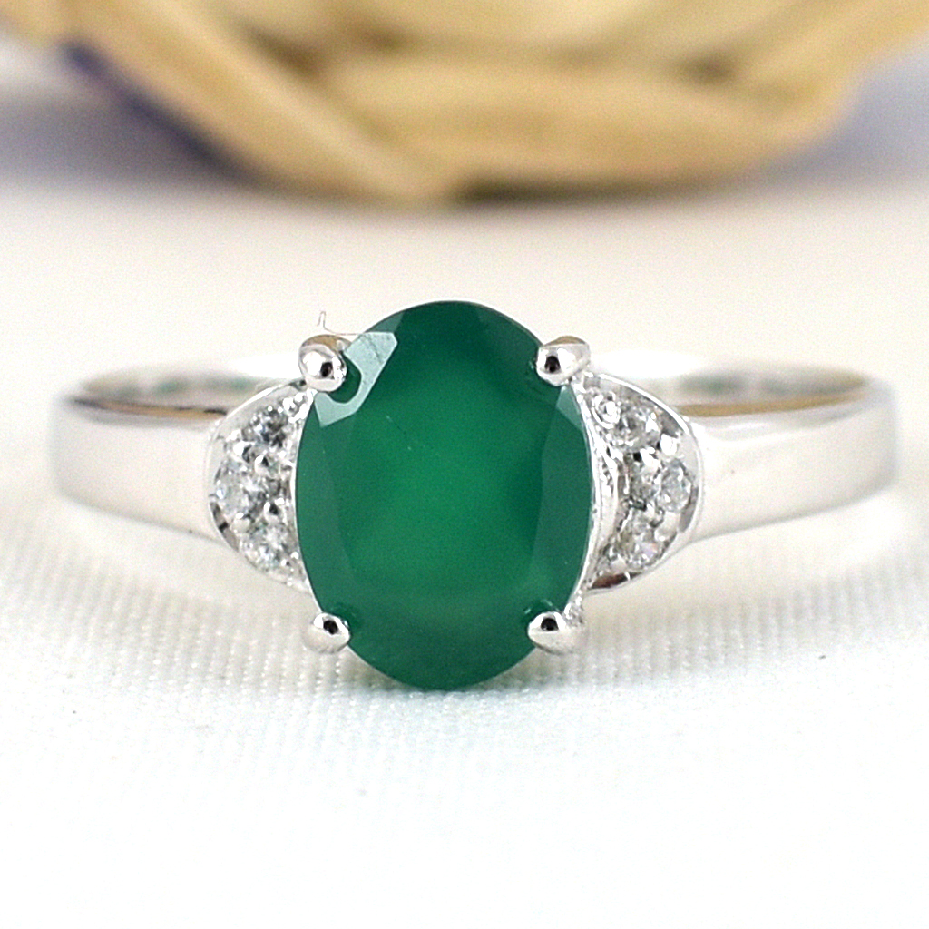 แหวนเงินแท้ราคาถูกชุบทองคำขาว พลอยแท้กรีนอะเกท 1.25 กะรัต เพชรCZ 0.05 กะรัต งานประณีตสวยงาม สั่งผลิตค่ะ