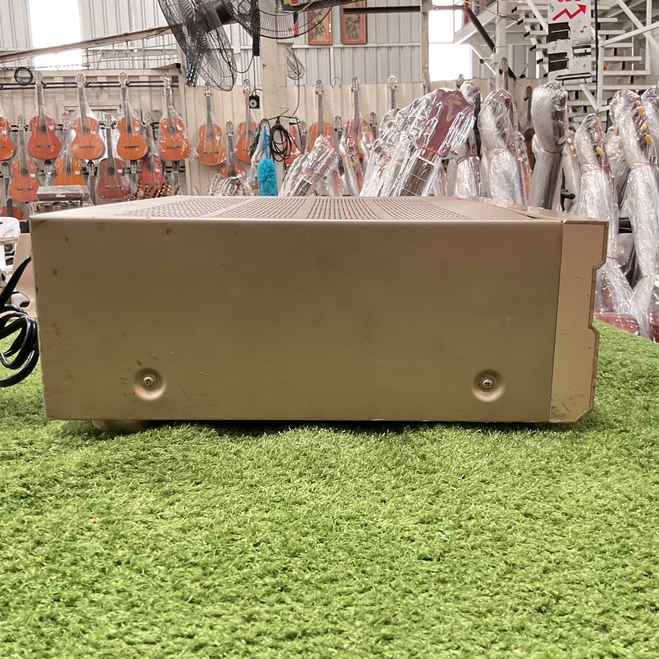 เครื่องขยายเสียง YAMAHA : DSP-AX420 สินค้าไม่พร้อมใช้งาน (ต้องซ่อม)