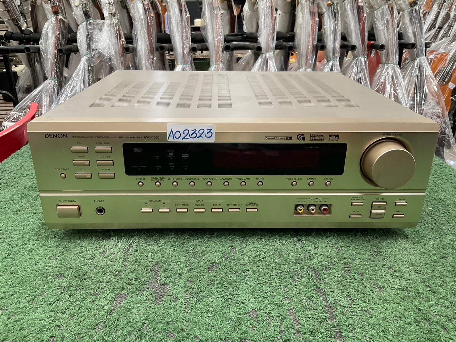 เครื่องขยายเสียง DENON : AVC-1550