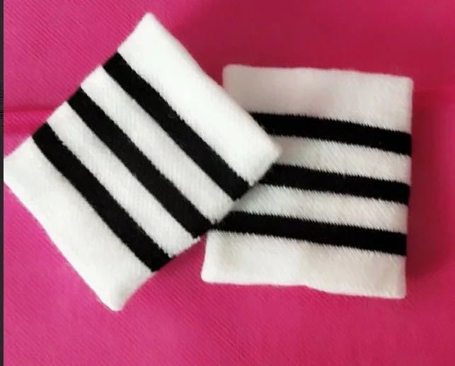 สายรัดข้อมือ ข้อมือ ชุดเต้นฮิปฮอป แพค 1 ชิ้น มีลายมากกว่าปก คลิกดูแบบด้านใน