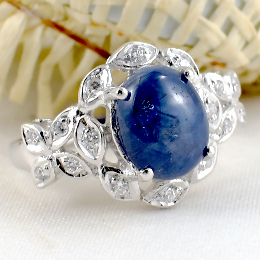 แหวนเงินแท้ราคาถูกชุบทองคำขาว ไพลินแท้ 4.25 กะรัต เพชรCZ 0.20 กะรัต งานประณีตสวยงาม สั่งผลิตค่ะ