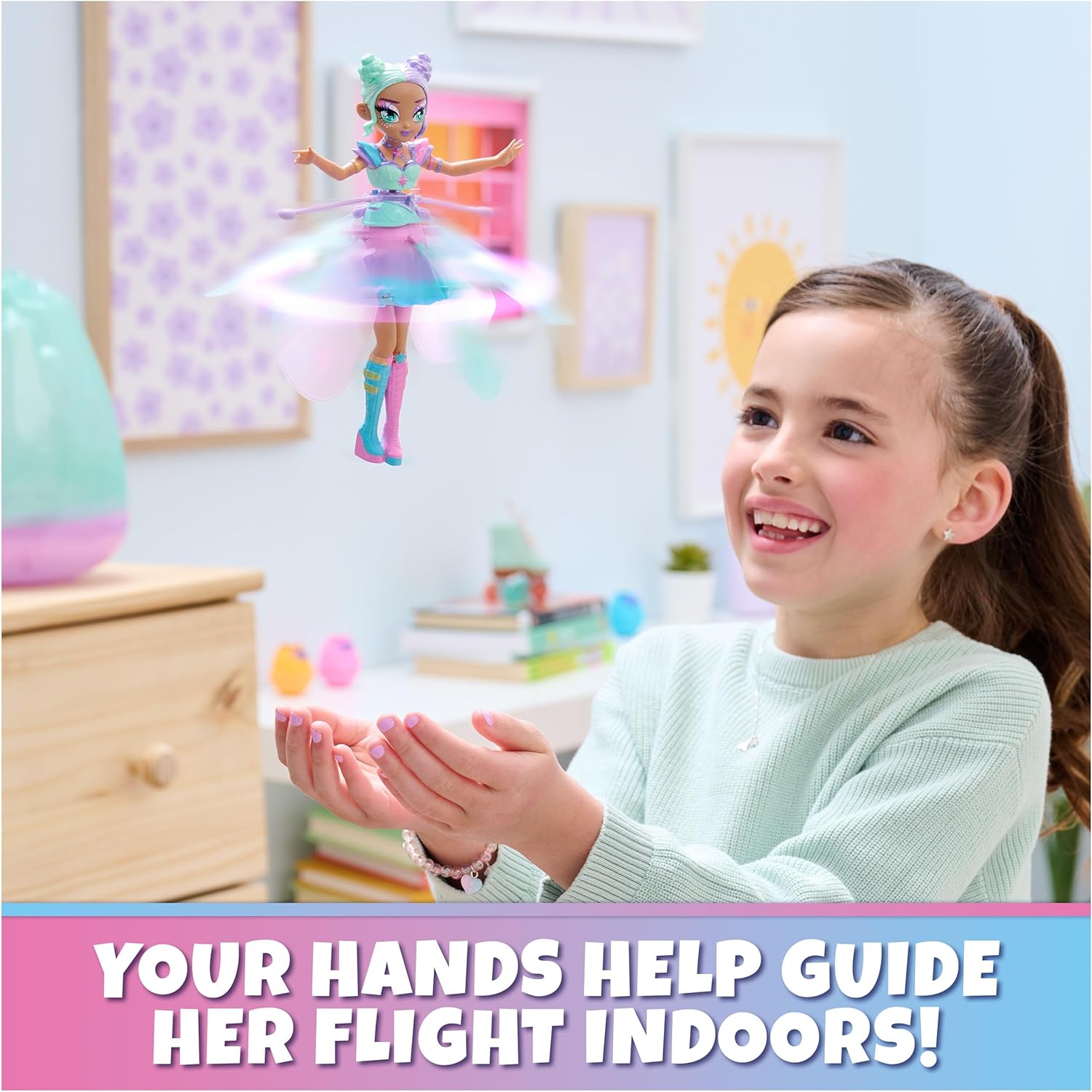 Hatchimals Crystal Flyers, Pastel Kawaii Doll Magical Flying Toy with Lights