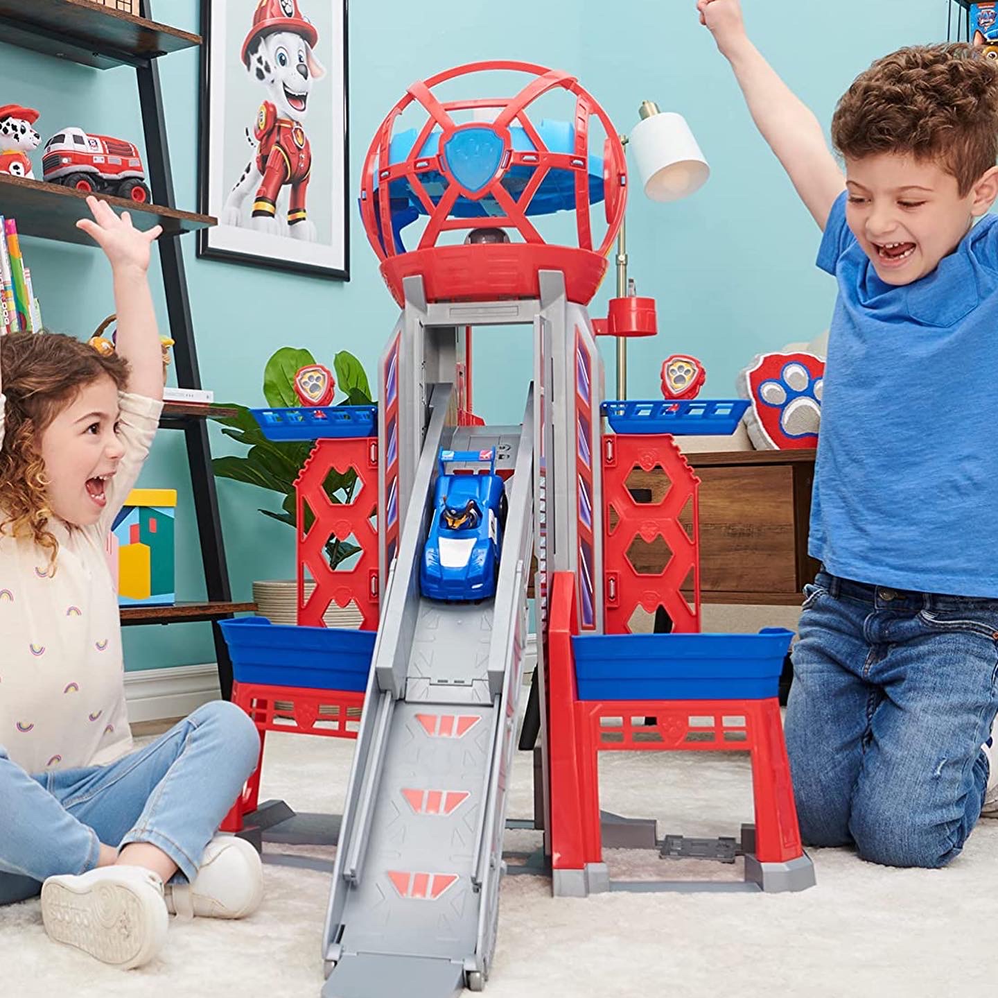 หอคอยขนาดใหญ่รุ่นส่าสุด Paw Patrol, Movie Ultimate City 3ft. Tall
