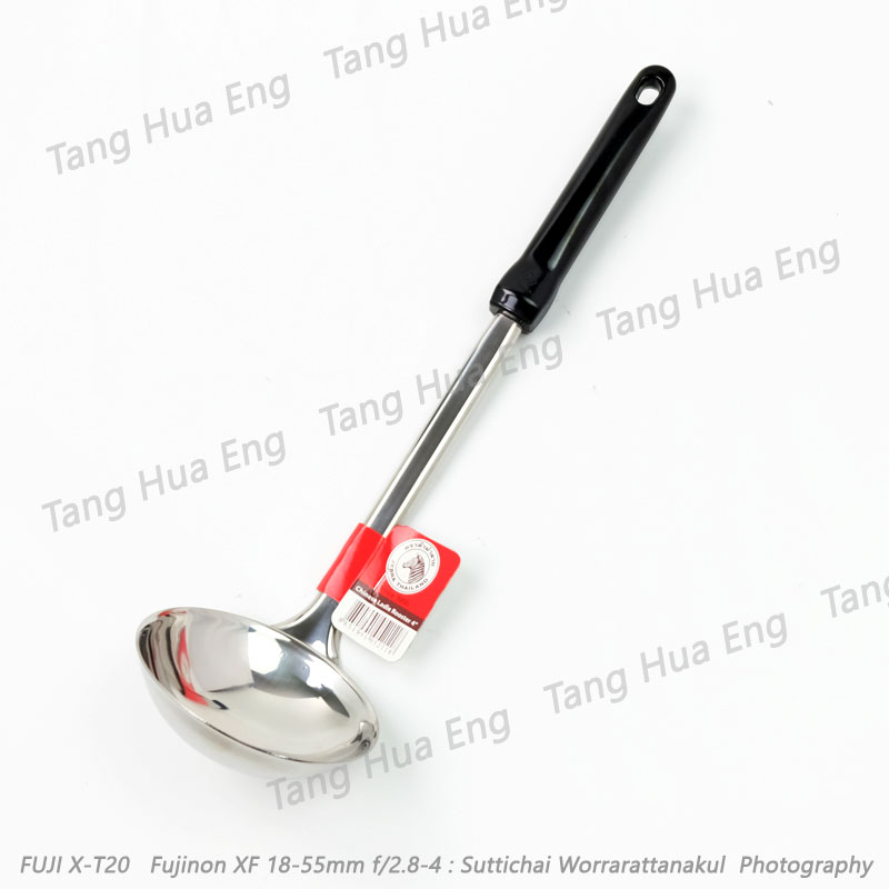 กระบวย Rooster 4 นิ้ว ด้ามดำ ตราหัวม้าลาย