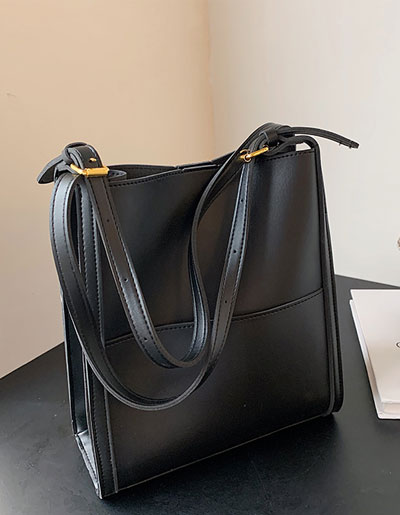 สินค้าพรีออเดอร์ กระเป๋าแฟชั่นสไตล์เกาหลี มี 4สี รหัสPO-BAG-081