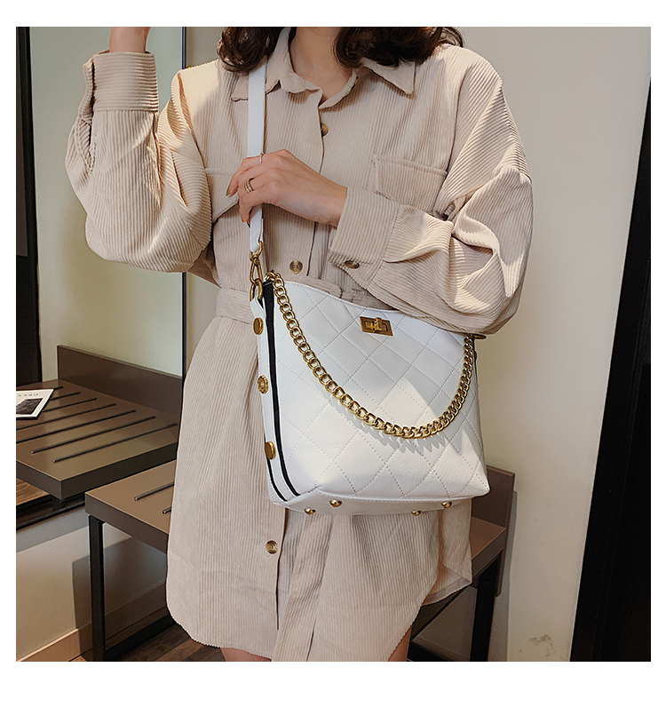 สินค้าพรีออเดอร์ กระเป๋าแฟชั่นสวยหรู มี 4 สี รหัส PO-BAG-048