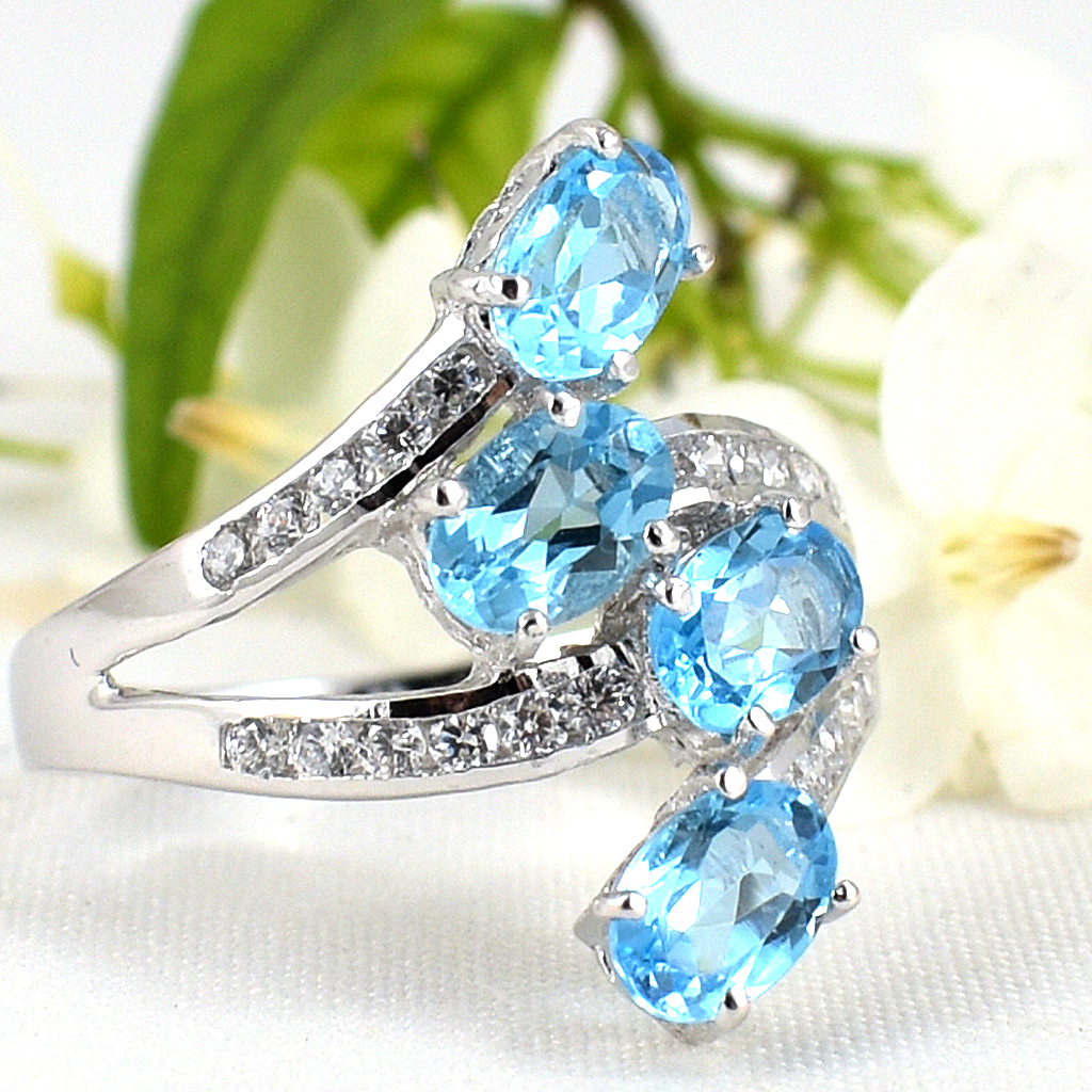 แหวนเงินแท้ราคาถูกชุบทองคำขาว สวิสบลูโทปาซแท้ 2.20 กะรัต เพชรCZ 0.33 กะรัต งานประณีตสวยงาม สั่งผลิตค่ะ