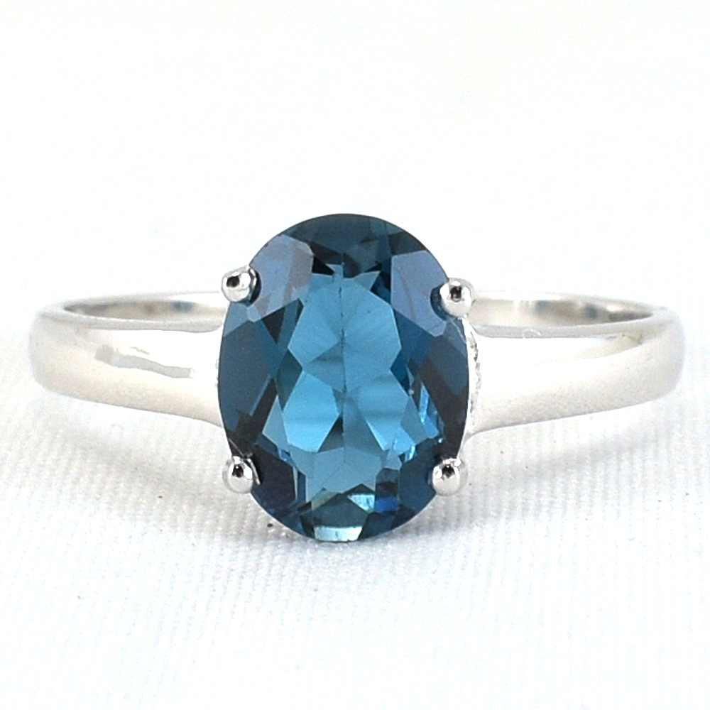 แหวนเงินแท้ราคาถูกชุบทองคำขาว ลอนดอนบลูโทปาซแท้ 2.25 กะรัต งานประณีตสวยงาม สั่งผลิตค่ะ