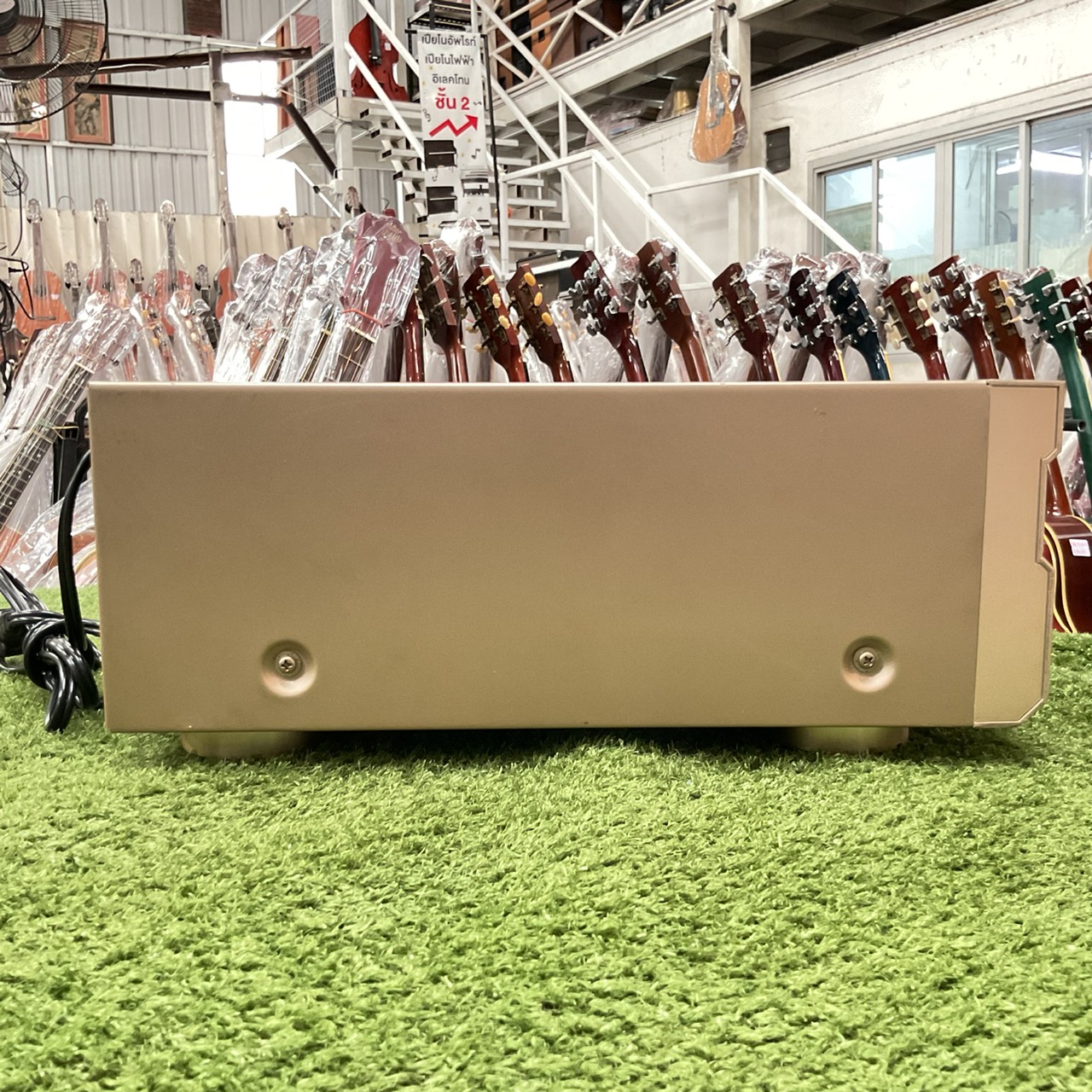 เครื่องขยายเสียง YAMAHA : DSP-AX520