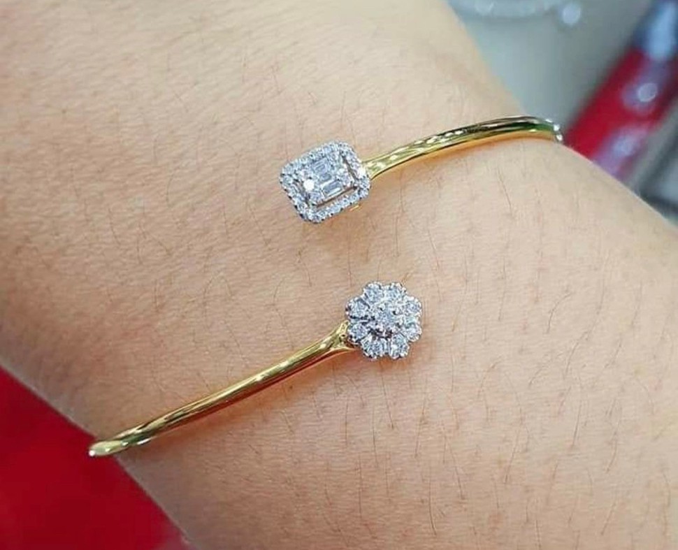 พร้อมส่งและสั่งผลิตกำไลทองเพชรแท้สุดหรู แต่งงาน หมั้น ใส่เที่ยว ออกงาน ทองคำ 9K เพชรบาเก็ต 0.04 กะรัต เพชรเกสร 0.20 กะรัต ราคาถูกมาก ส่งฟรี