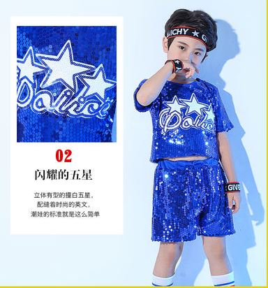 ชุดเต้นหญิง เสื้อแขนสั้นแดง+กระโปรงแดง ปักเลื่อม