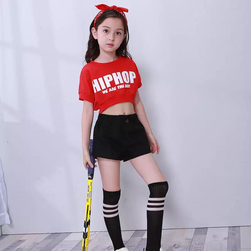 **พร้อมส่ง**ชุดเต้น แดนซ์ กางเกงขาสั้น+เสื้อครอปแดง แถมถุงเท้าและผ้าคาดผม