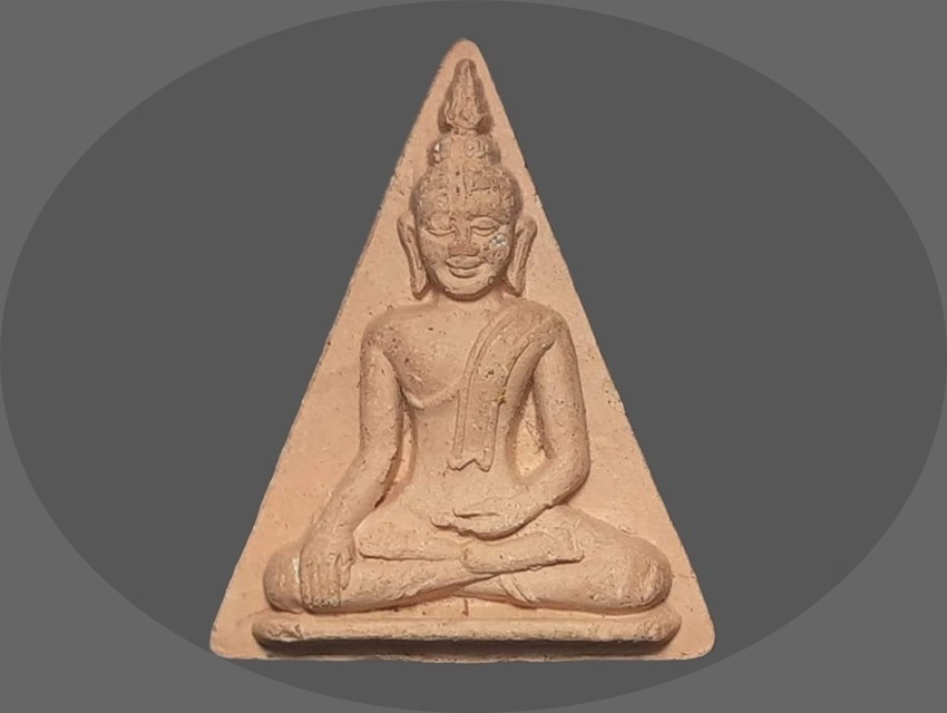 นางพญาเพชรตัด วัดถ้ำเขาเต่า ประจวบคีรีขันธ์ เนื้อดิน ยันต์ซ้อน