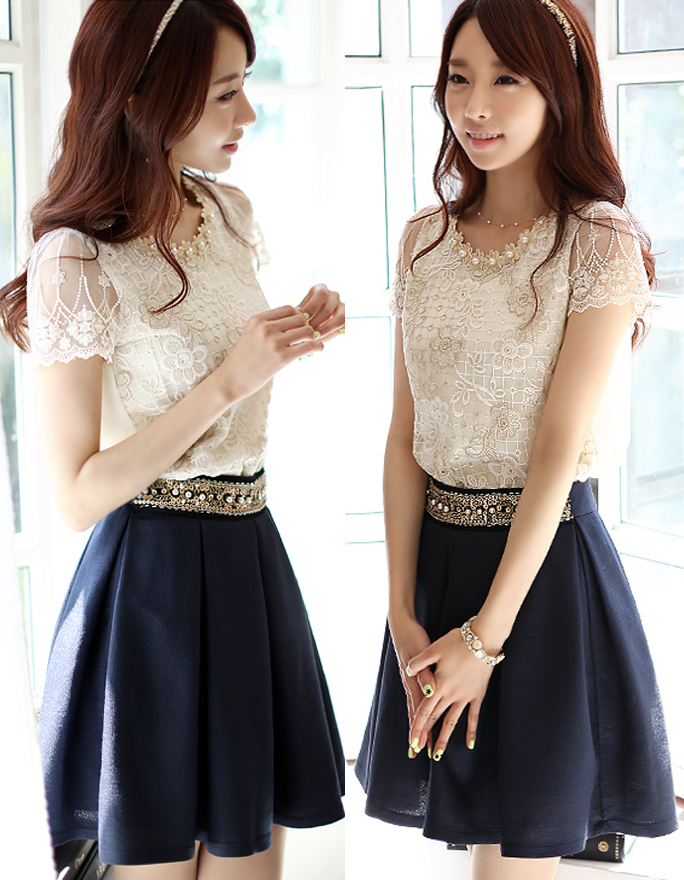 เสื้อแฟชั่น แขนสั้น ปักมุกที่คอสวยน่ารักสไตล์เกาหลี รหัส 1151