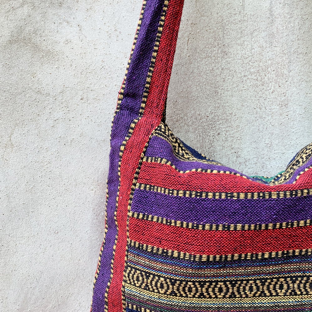 Size M ขายย่าม ย่าม ย่ามกะเหรี่ยง ย่ามชาวเขา กระเป๋าผ้านากา ขายย่ามกระเหรี่ยงทอมือ กระเป๋าฮิปปี้ กระเป๋าโบฮีเมียน กระเป๋าแนวๆ กระเป๋าแนวเซอร์ๆ ย่ามราคาถูก