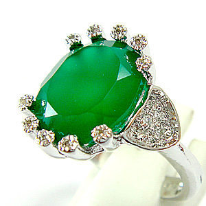 แหวนเงินแท้ราคาถูกชุบทองคำขาว พลอยแท้กรีนอะเกท 4.50 กะรัต เพชรCZ 0.154 กะรัต งานประณีตสวยงาม สั่งผลิตค่ะ