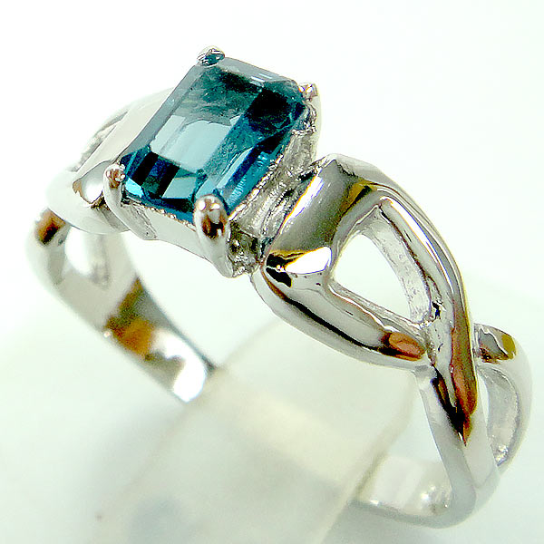 แหวนเงินแท้ราคาถูกชุบทองคำขาว ลอนดอนบลูโทปาซแท้ 0.75 กะรัต งานประณีตสวยงาม สั่งผลิตค่ะ