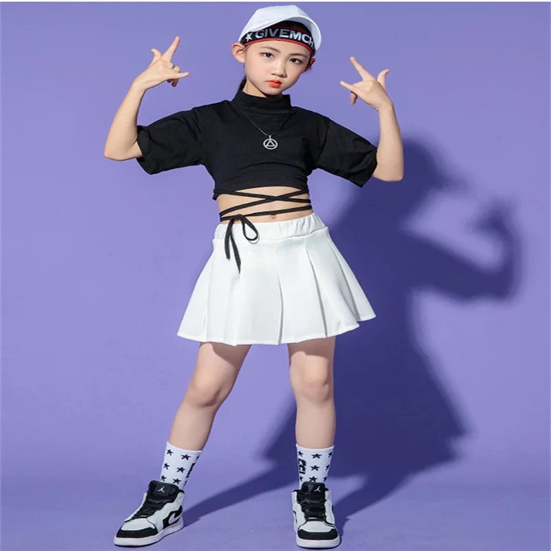 ชุดเต้น ชุดแดนซ์ เสื้อแขนสั้น+กระโปรงสั้นสีขาว