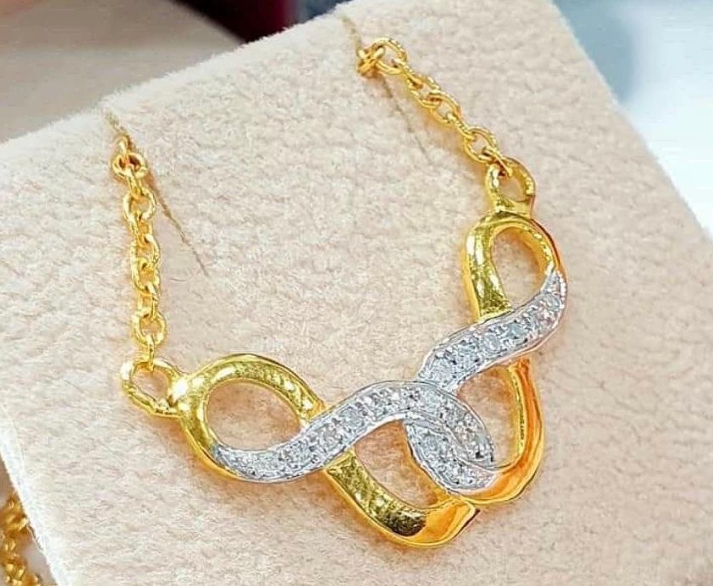 พร้อมส่งและสั่งผลิตสร้อยคอทองฝังเพชรอินฟินิตี้ ใส่เที่ยว ออกงาน ทองคำ 9K เพชรแท้ 0.10 กะรัต ราคาถูกมาก ส่งฟรี