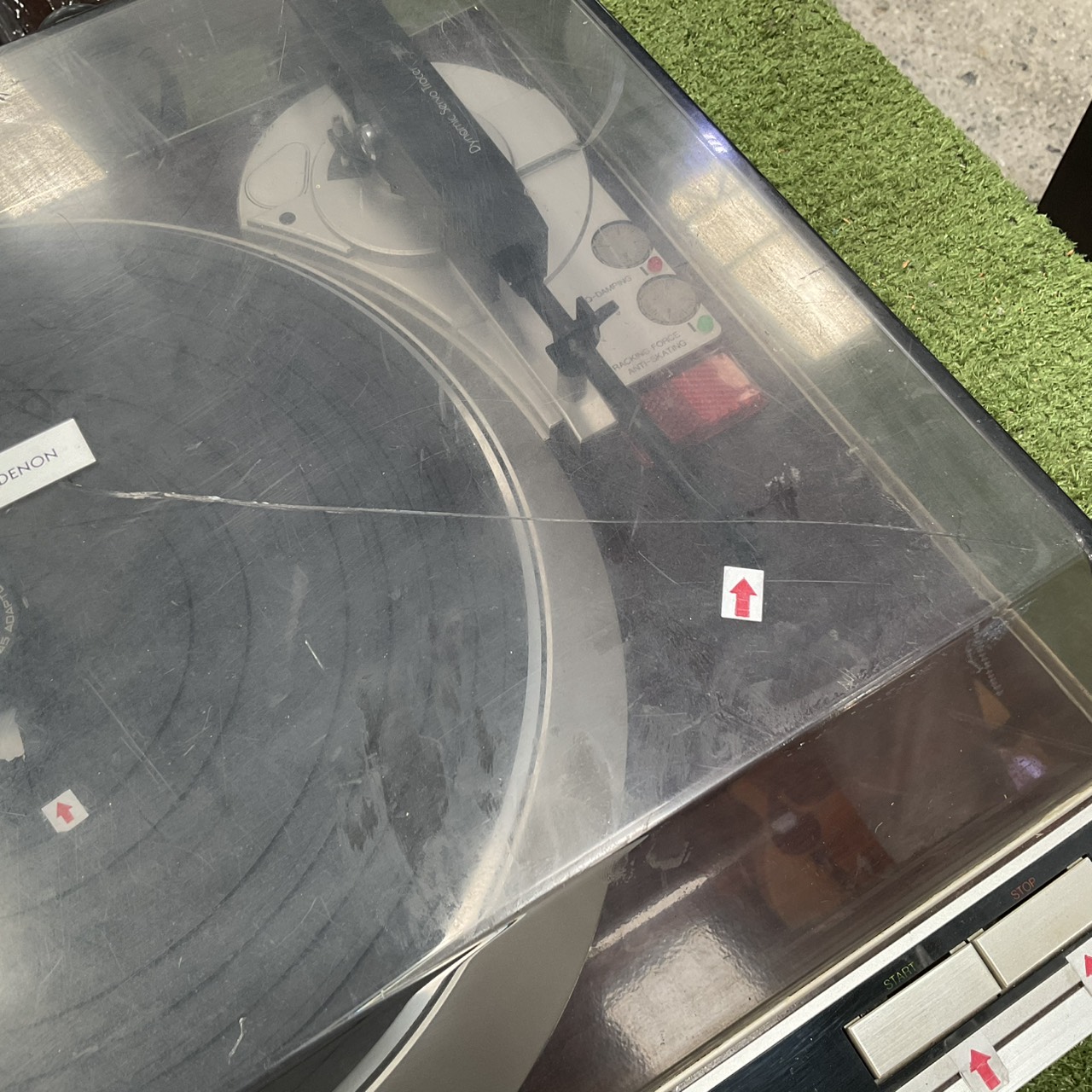 เครื่องเล่นแผ่นเสียง DENON : DP-37F