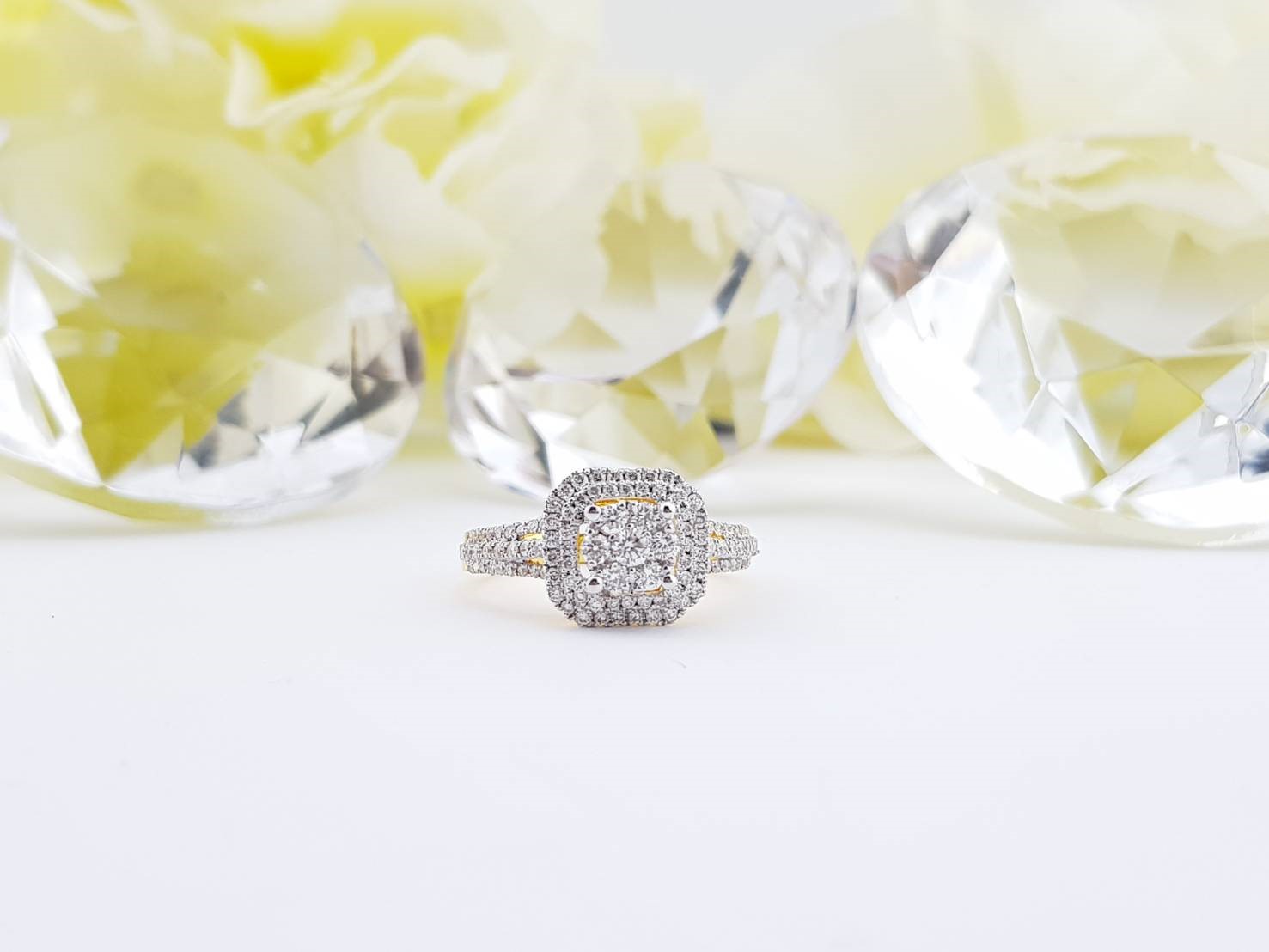 สั่งผลิตเพชรเบลเยี่ยมคัท แหวนแต่งงาน แหวนหมั้น ใส่เที่ยว ออกงาน แหวนทองคำ 18K เพชรแท้ 0.62 กะรัต 3.58 กรัม น้ำ 99 ราคาถูกมาก มีใบรับประกันค่ะ