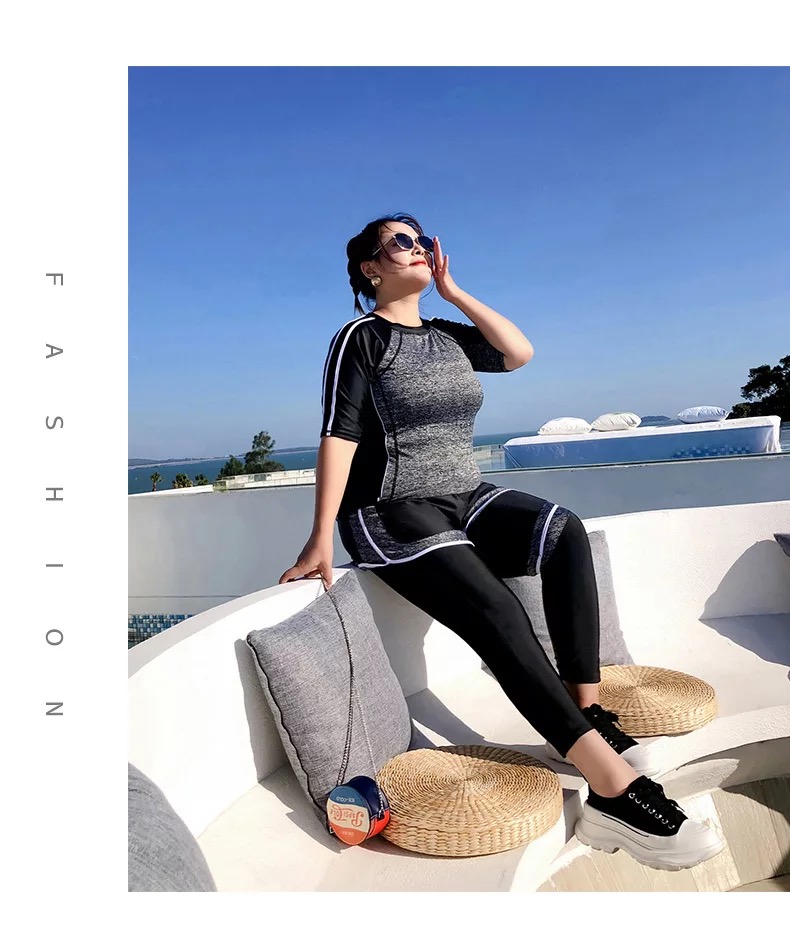 ชุดว่ายน้ำเซต 3 ชิ้นสีกรมขนาด 6xl บรารอบอก 42-48 เอว 36-42 สะโพก 48-56 เสื้อตัวนอก รอบอก 42-48 นิ้ว ผ้าดี งานสวยมากๆค่ะ ราคา 790 ค่ะ