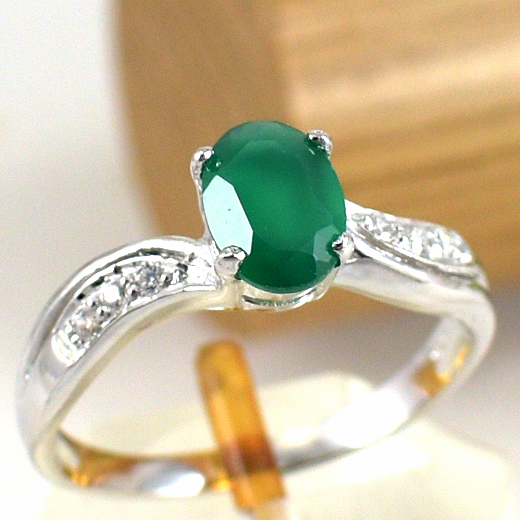 แหวนเงินแท้ราคาถูกชุบทองคำขาว พลอยแท้กรีนอะเกท 0.95 กะรัต เพชรCZ 0.06 กะรัต งานประณีตสวยงาม สั่งผลิตค่ะ