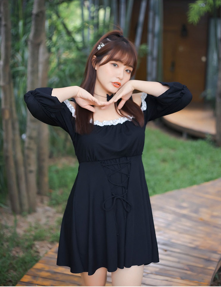 ชุดว่ายน้ำคนอ้วน6xl เซต 2 ชิ้น ชุด+กางเกง รอบอก 42-48 กางเกง รอบเอว 36-42 สะโพก40-48 นิ้ว ตัวชุดยาว 34 นิ้วค่ะ ผ้าดีงานสวย หรู ดูดีมากค่ะ
