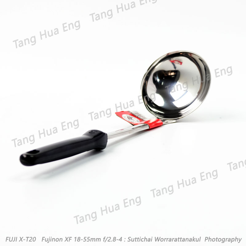 กระบวย Rooster 4 นิ้ว ด้ามดำ ตราหัวม้าลาย