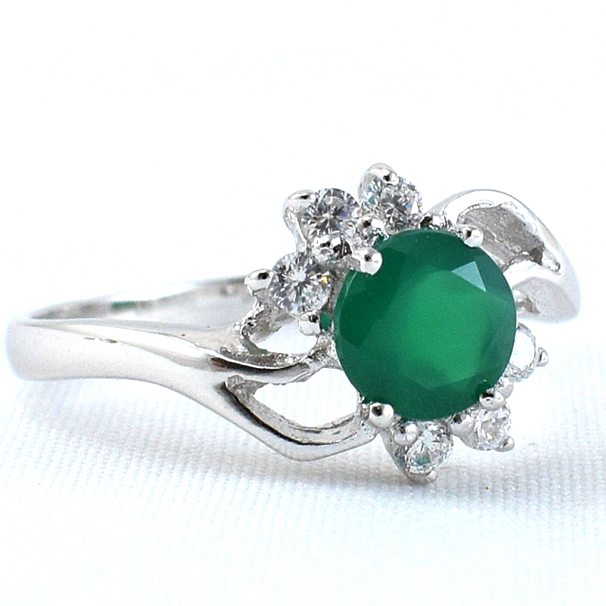 แหวนเงินแท้ราคาถูกชุบทองคำขาว พลอยแท้กรีนอะเกท 0.77 กะรัต เพชรCZ 0.18 กะรัต งานประณีตสวยงาม สั่งผลิตค่ะ