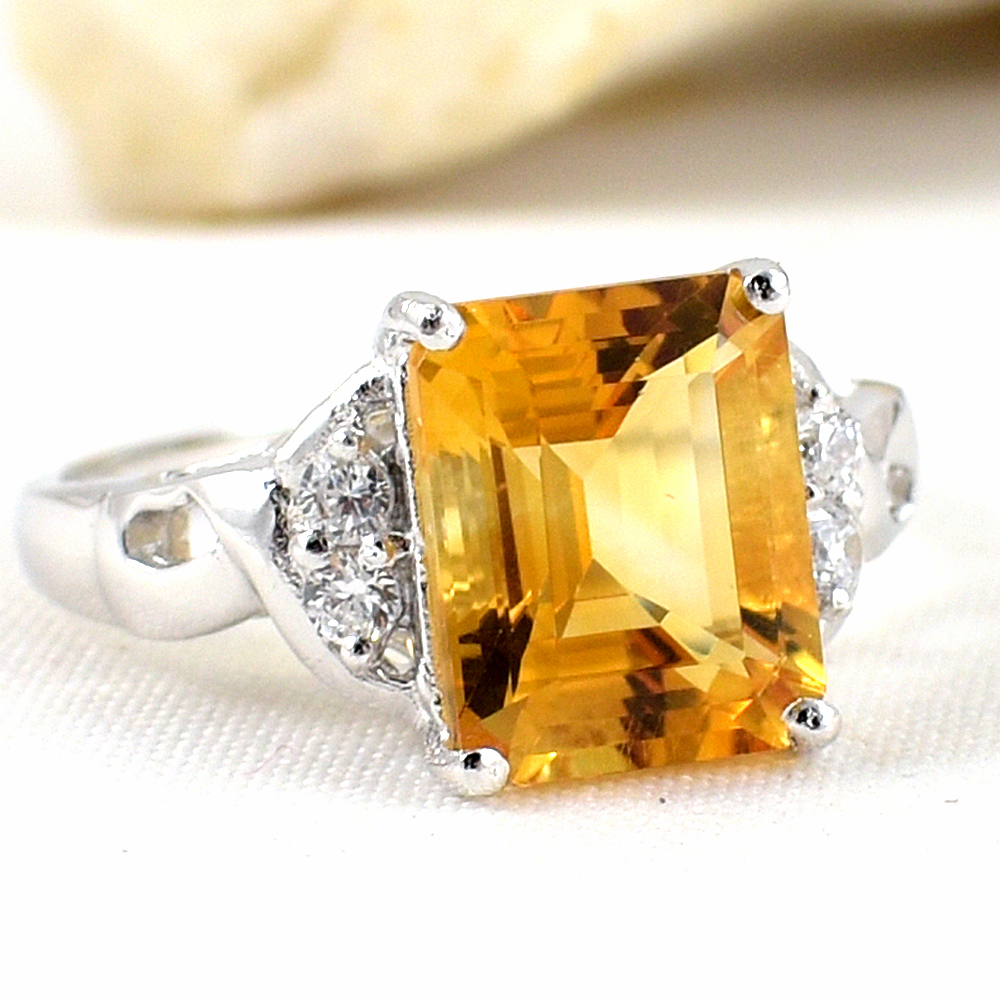 แหวนเงินแท้ราคาถูกชุบทองคำขาว ซิทรินแท้ 3.25 กะรัต เพชรCZ 0.06 กะรัต งานประณีตสวยงาม สั่งผลิตค่ะ