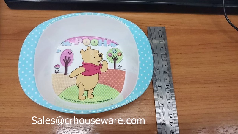 ชามเด็กมีที่จับ 6 นิ้ว ไม่มีฝา ลาย Poo Blue Sport White