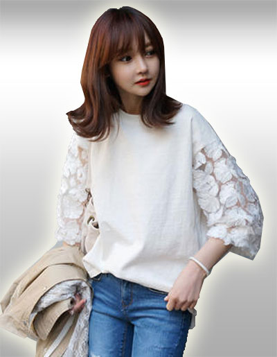 เสื้อยืดแฟชั่นสีขาวแต่งแขนผ้าตาข่ายปักลายดอกไม้ รหัส1423