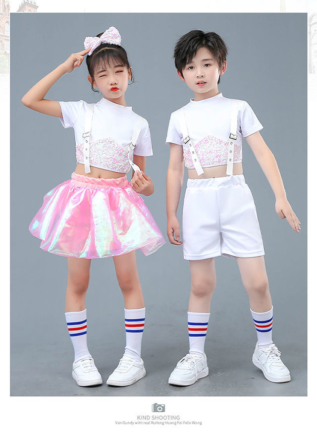 ชุดเต้น ฮิปฮอป เสื้อแขนสั้นสีดำ+กระโปรง วิ้ง