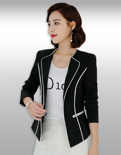 เสื้อสูทผู้หญิงแขนยาวสีดำแบบเรียบหรู มี 5ไซส รหัส2222