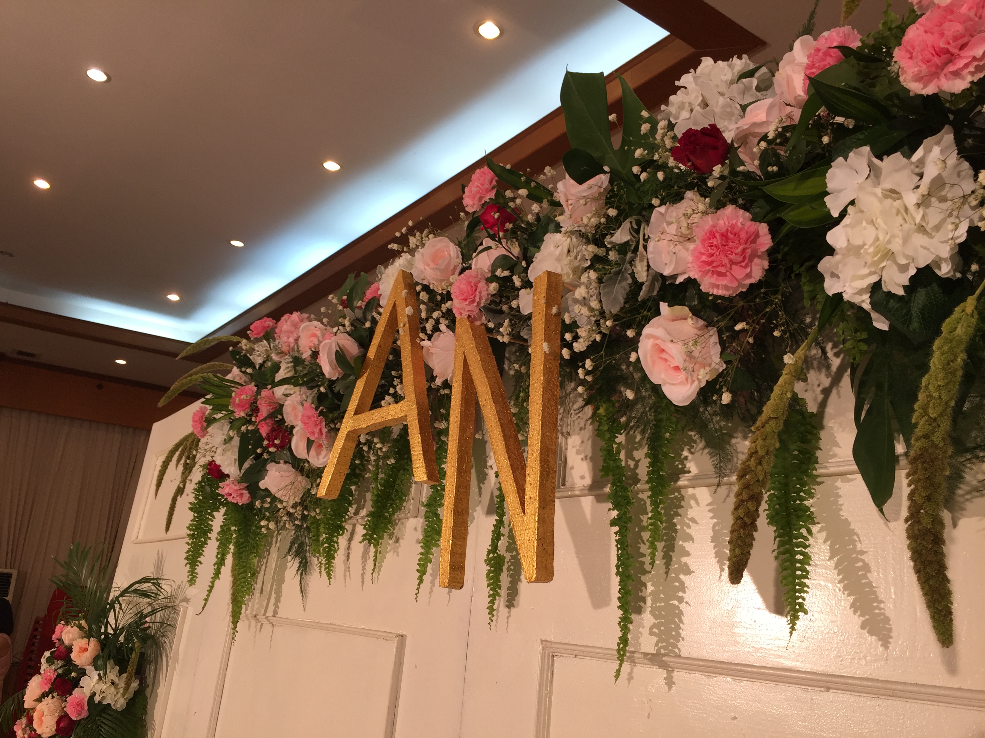 งานเลี้ยงฉลองมงคลสมรสช่วงเย็น 18กพ61 ณ หอประชุม รร.ปทุมวิไล อ.เมือง จ.ปทุมธานี